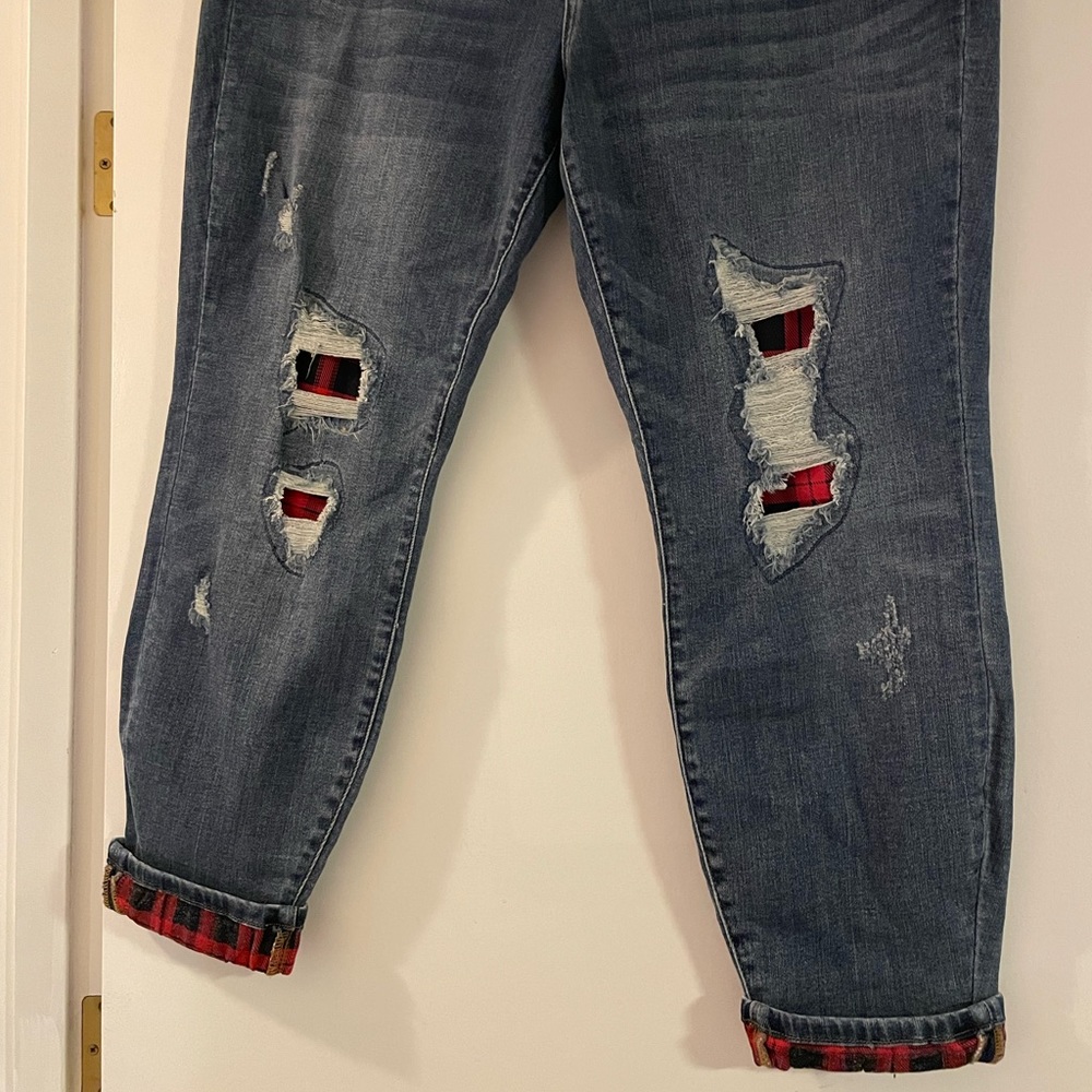 Judy Blue 22W Jeans with Red Plaid Patches